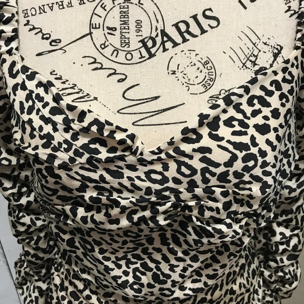 NWT e. ssue Leopard print mini dress size M scrunch design satin feel material - Picture 2 of 12